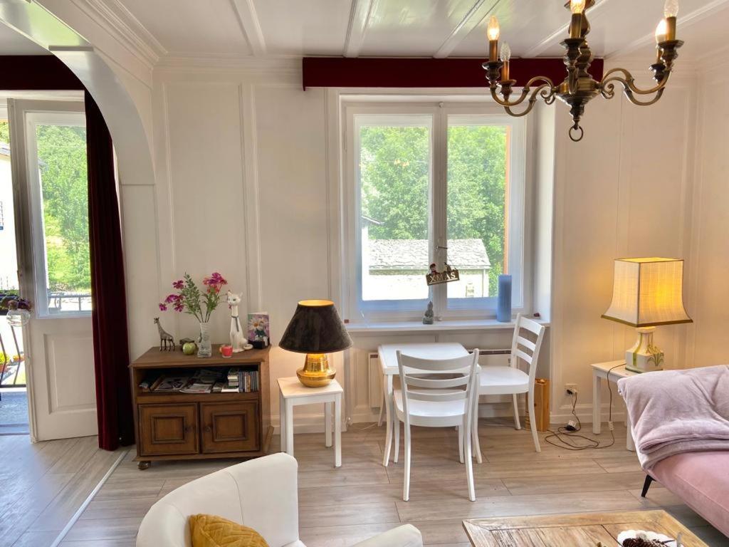 Chasa Sassalbo Bed and Breakfast Poschiavo Buitenkant foto