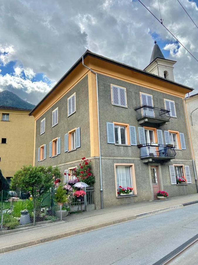 Chasa Sassalbo Bed and Breakfast Poschiavo Buitenkant foto